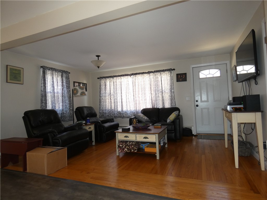 6 Dodd Street Coventry, RI 02816 - Photo 8 of 20 Gallery Image 8