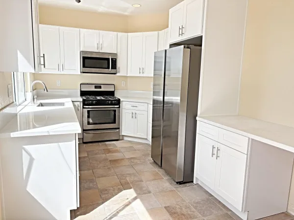 $4,000 | 4065 Ivey Vista Way, Oceanside, CA 92057