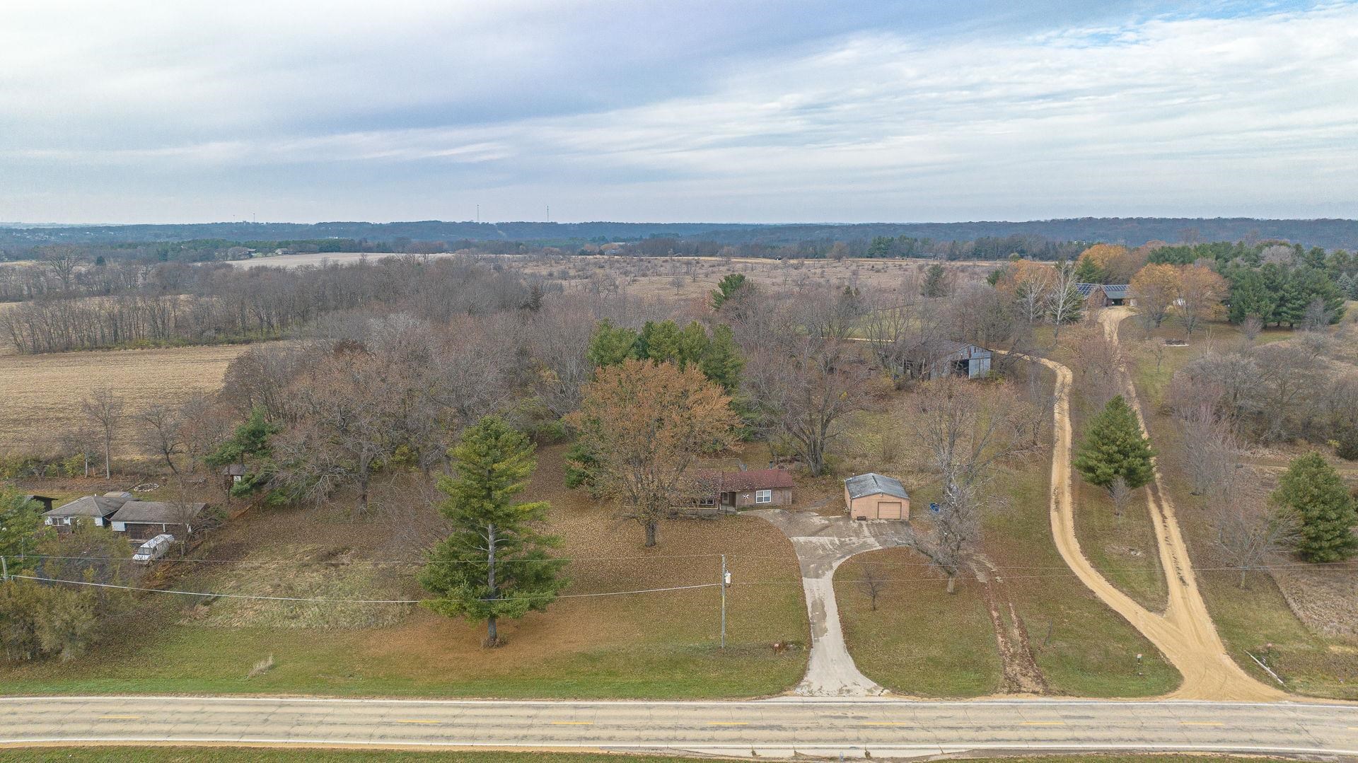 8330 North Kishwaukee Road Stillman Valley, IL 61084 - Photo 33 of 37