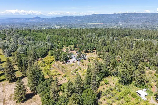 $449,000 | 21855 Graham (elam Ln) Road, Manton, CA 96059