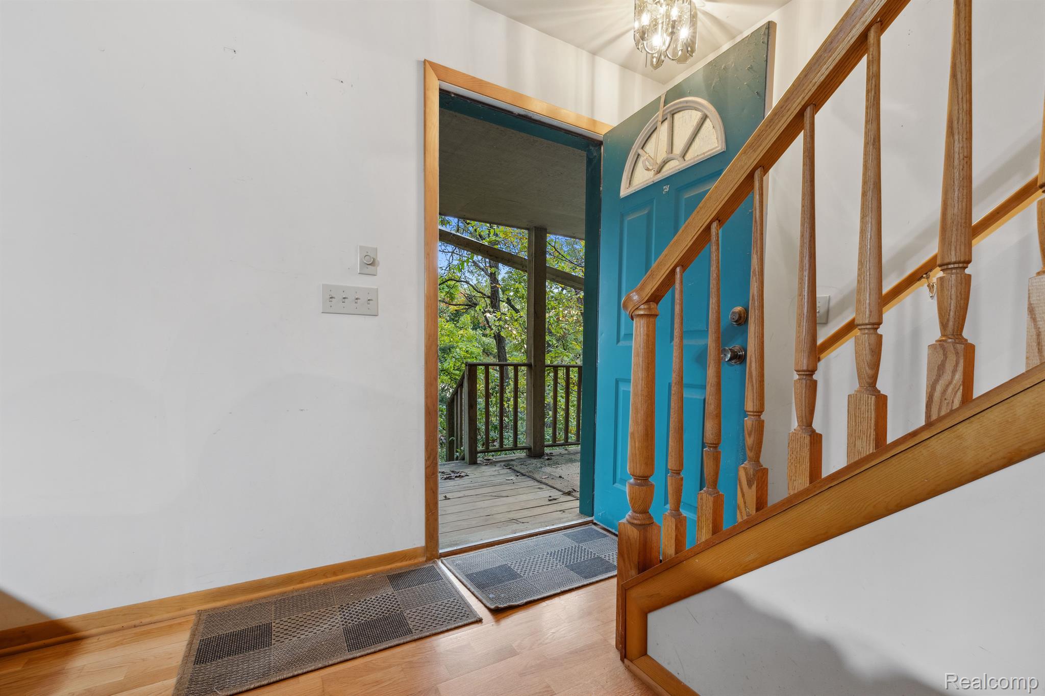 6167 Cowell Road Brighton, MI 48116 - Photo 4 of 36 Gallery Image 4