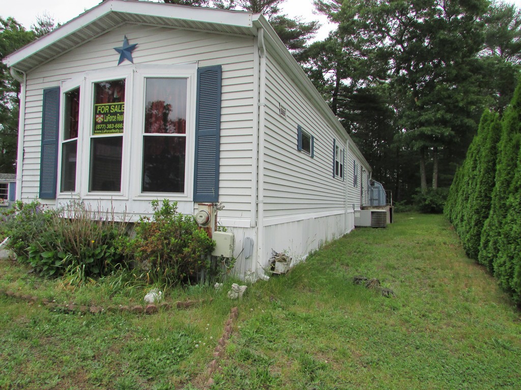 21 Judith Street Wareham, MA 02576 - Photo 3 of 20