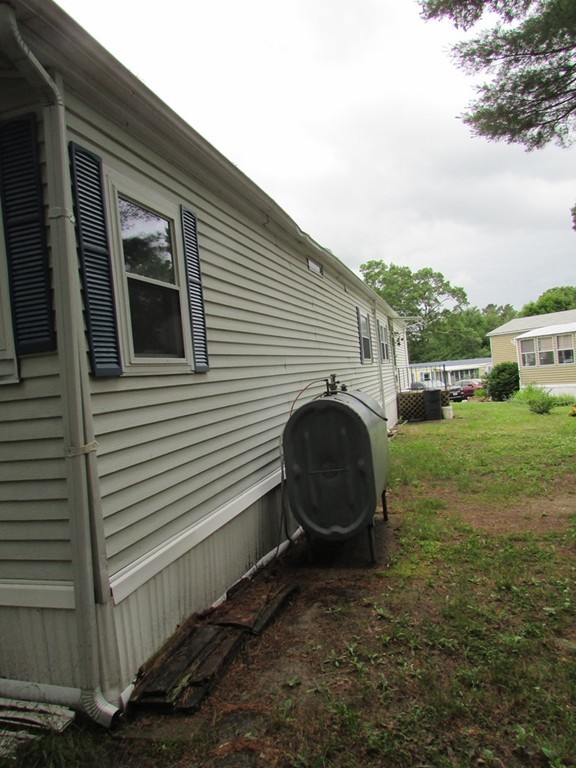 21 Judith Street Wareham, MA 02576 - Photo 7 of 20