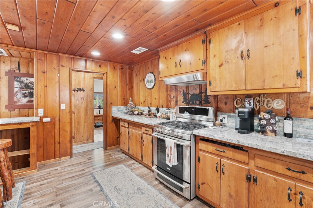 1116 Lark Road Wrightwood, CA 92397 - Photo 17 of 41 Gallery Image 17
