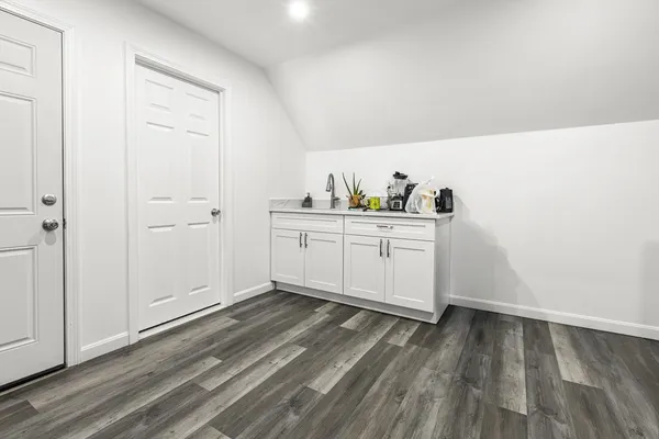 $899,999 | 139-141 Foster Street, Lawrence, MA 01843