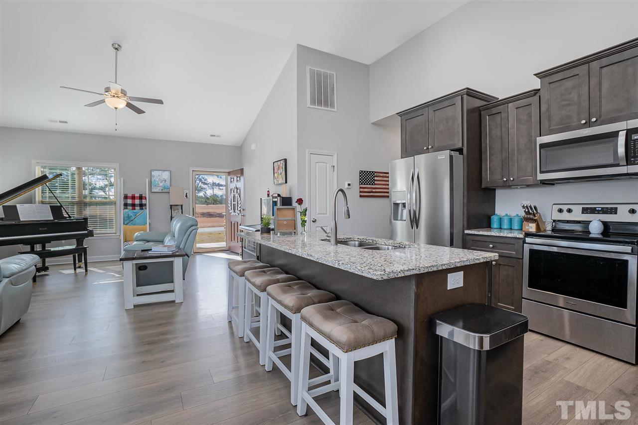 5752 Old Fairground Road Benson, NC 27504 - Photo 11 of 25 Gallery Image 11