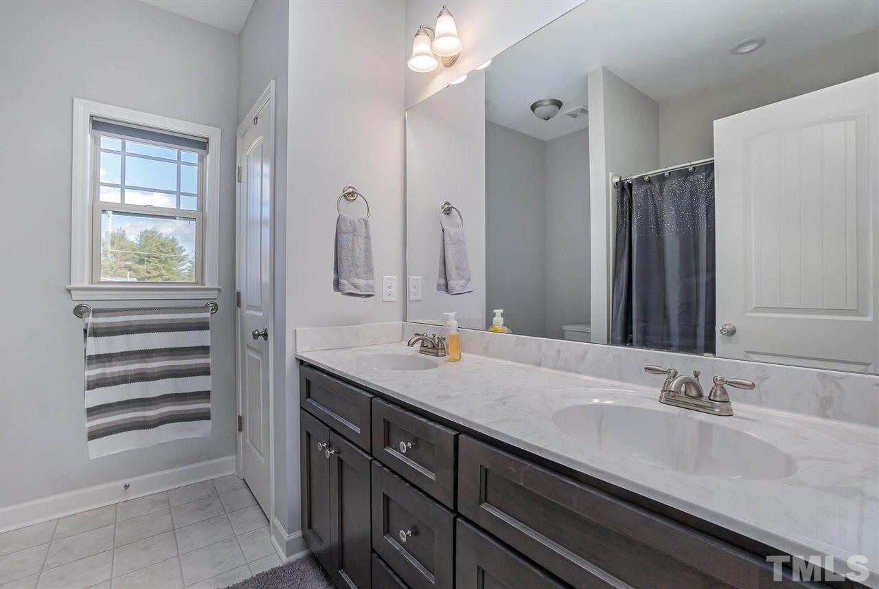 5752 Old Fairground Road Benson, NC 27504 - Photo 15 of 25 Gallery Image 15