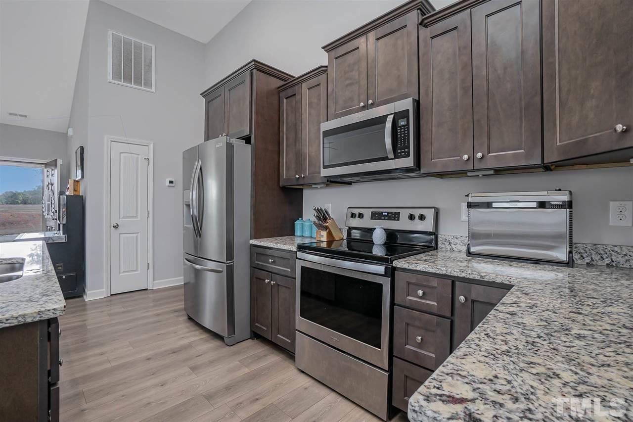 5752 Old Fairground Road Benson, NC 27504 - Photo 10 of 25 Gallery Image 10