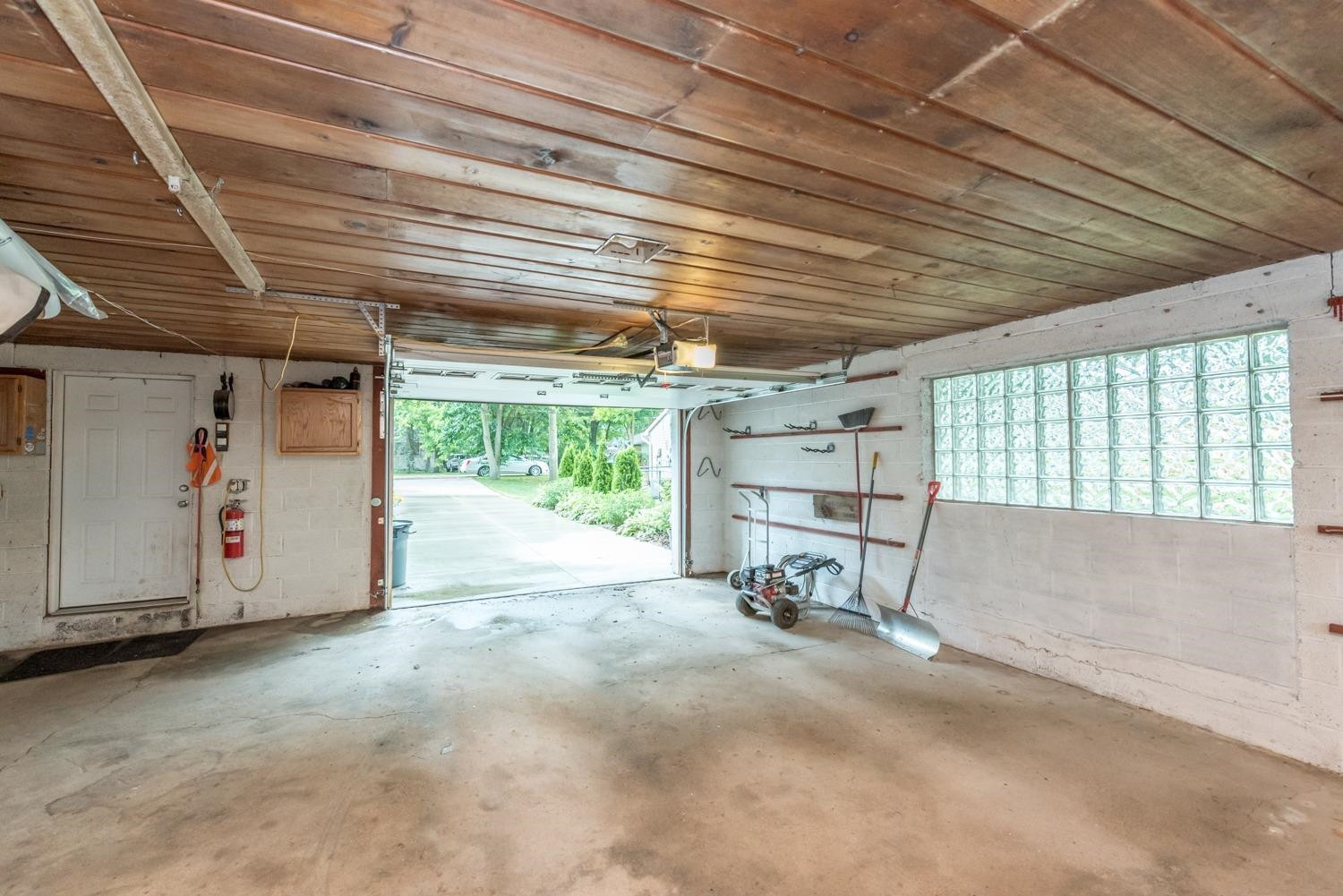 8581 Orchard Road Pinckney, MI 48169 - Photo 27 of 34 Photo 27
