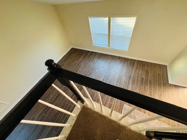 $2,000 | 2007 Bridge Cross Lane, Houston, TX 77067