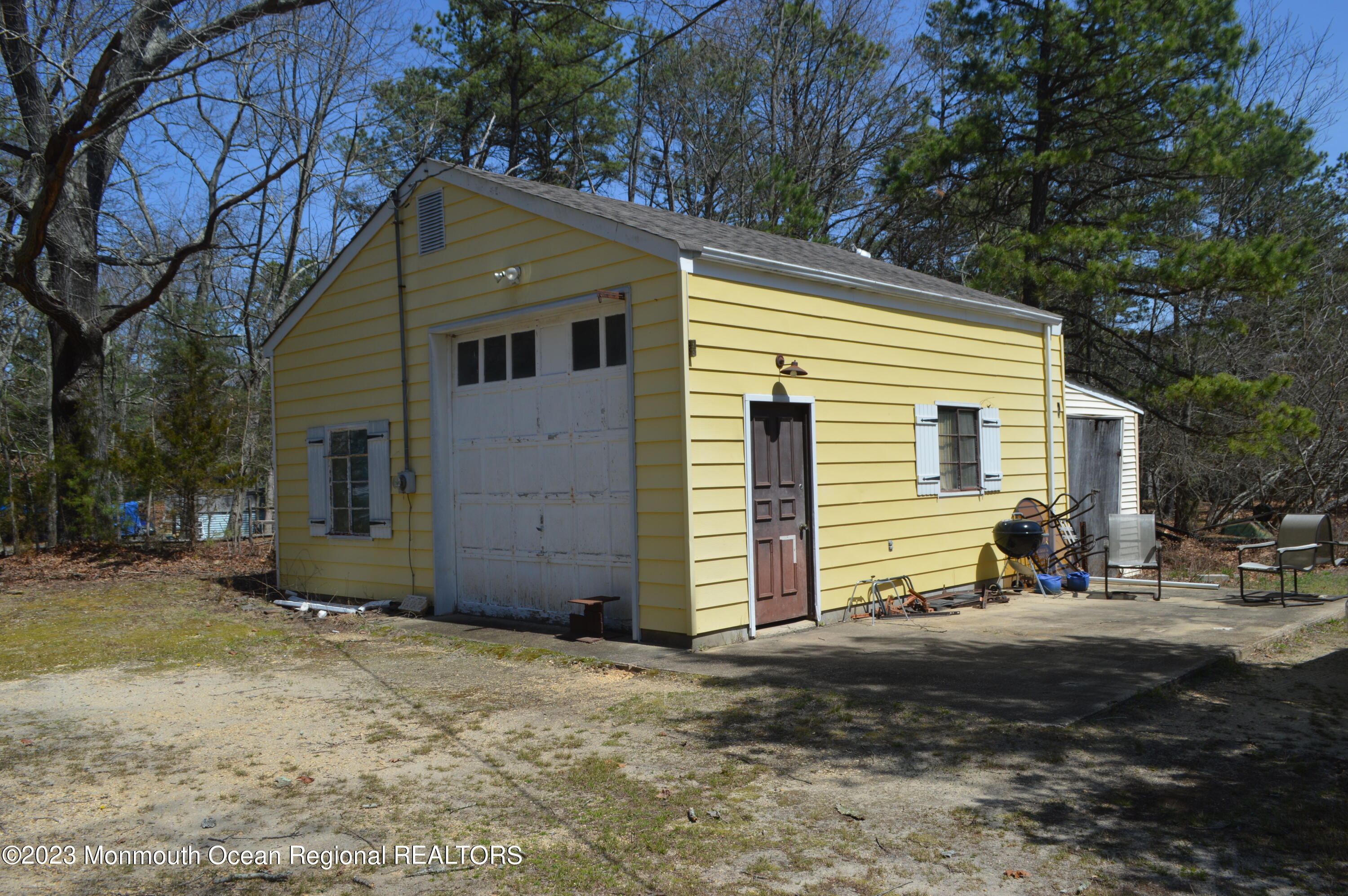 227 Jackson Pines Road Jackson, NJ 08527 - Photo 3 of 15 DSC_2834