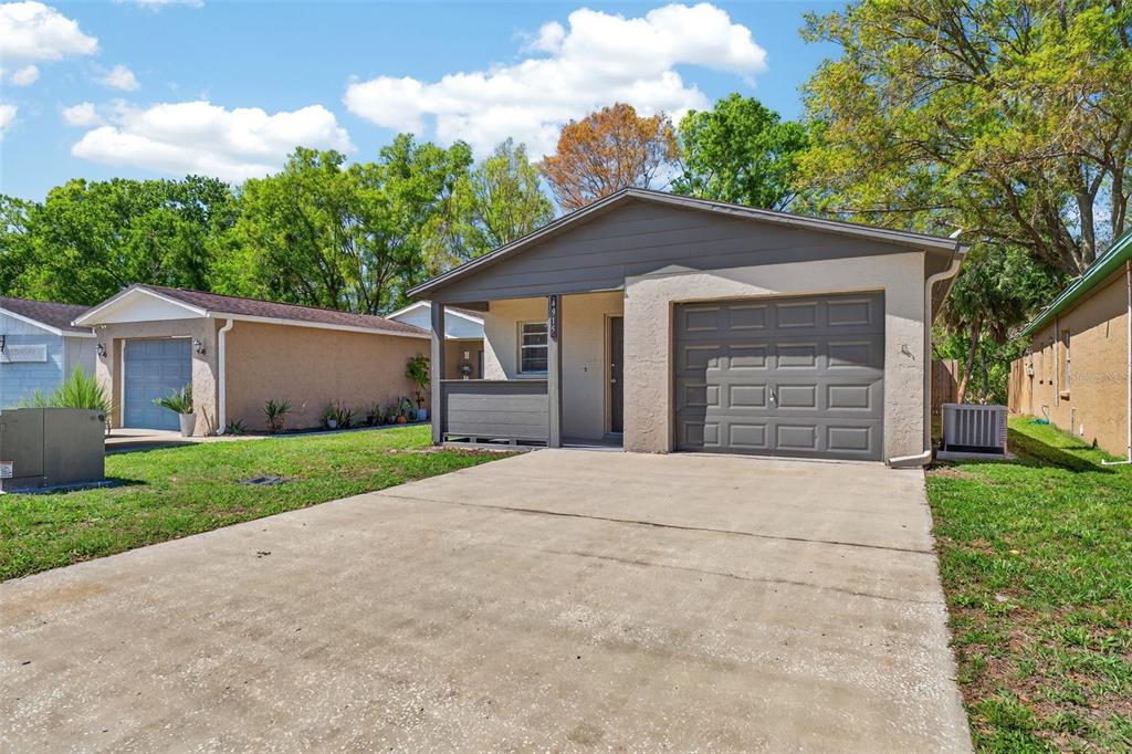 4915 Billy Direct Lane Lutz, FL 33559 - Photo 9 of 73