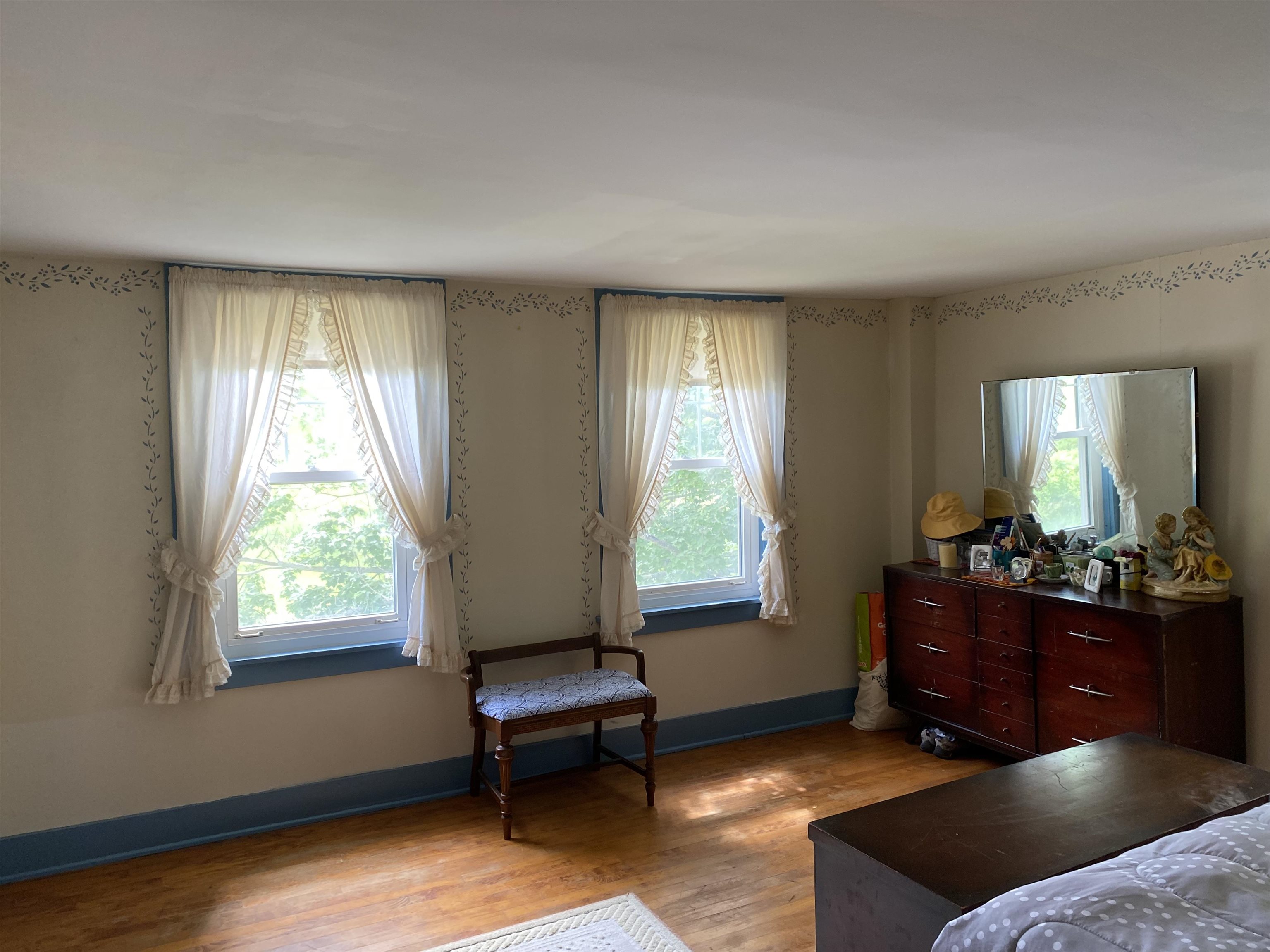 209 Hillside Road Poultney, VT 05764 - Photo 21 of 37