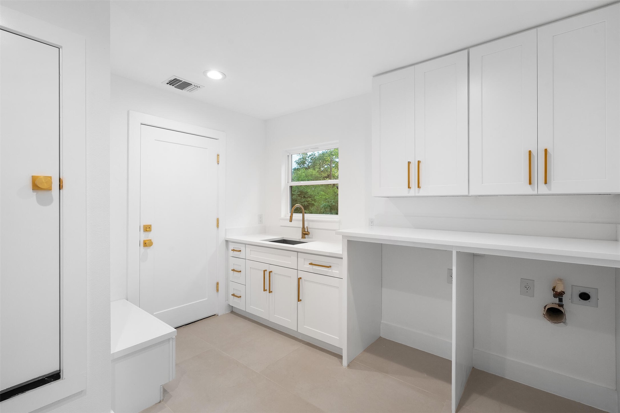 4906 Enchanted Lane Austin, TX 78745 - Photo 14 of 37