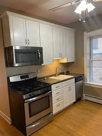$2,100 | 5106 West Sunnyside Avenue, Unit 1, Chicago, IL 60630