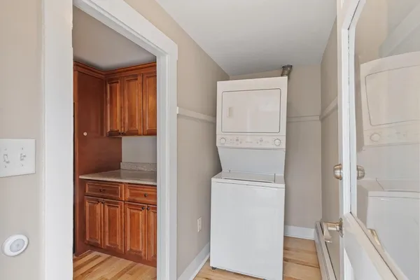 $3,000 | 20 School Street, Unit 2, Weymouth, MA 02189