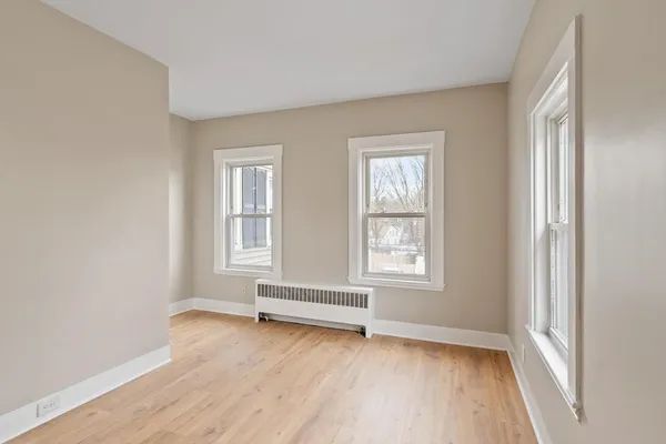 $3,200 | 20 School Street, Unit 2, Weymouth, MA 02189