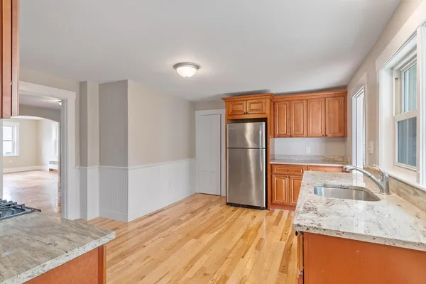 $3,000 | 20 School Street, Unit 2, Weymouth, MA 02189