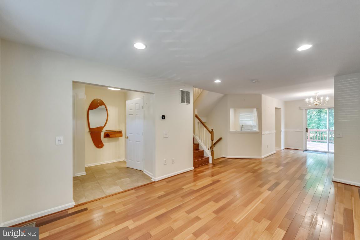 10905 Baskerville Road Reisterstown, MD 21136 - Photo 5 of 35 Gallery Image 5