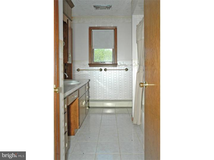 290 Kunkel Road Kutztown, PA 19530 - Photo 7 of 15 Bathroom