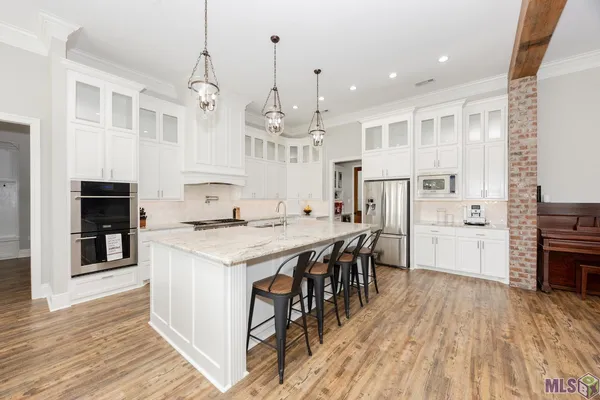 $845,000 | 9527 Burnside Road, Erwinville, LA 70729