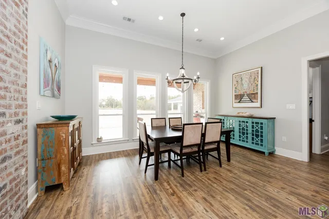 $850,000 | 9527 Burnside Road, Erwinville, LA 70729