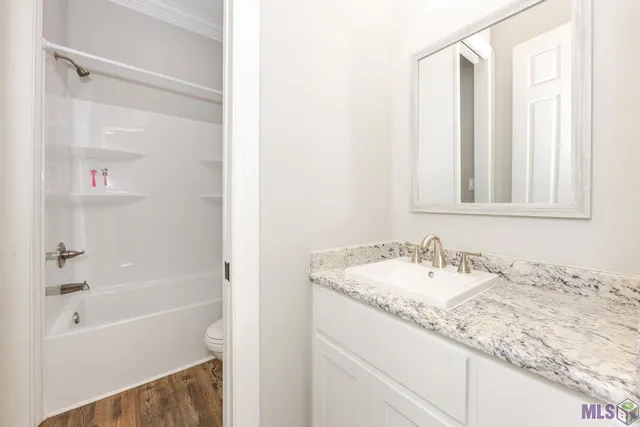 $850,000 | 9527 Burnside Road, Erwinville, LA 70729