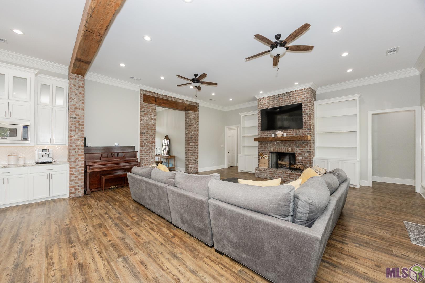 9527 Burnside Road Erwinville, LA 70729 - Photo 10 of 46