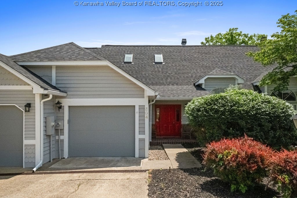 304 Flintlock Road Charleston, WV 25314 - Photo 2 of 48 New garage door