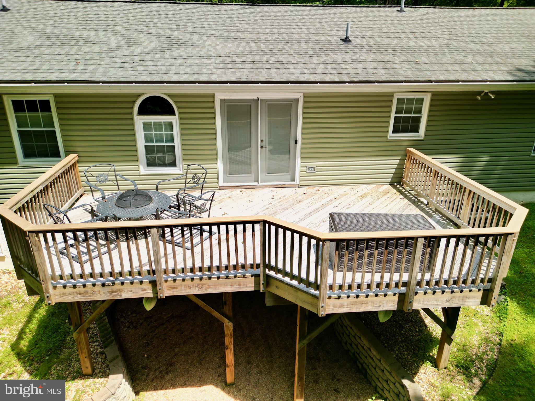 10282 Greystone Road Manassas, VA 20111 - Photo 15 of 44 Serene space overlooking woodlands