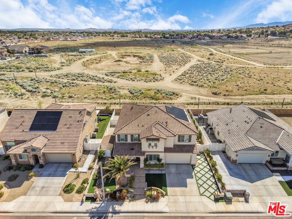 24477 Oneida Street Moreno Valley, CA 92553 - Photo 46 of 51 a view of a city with an ocean view