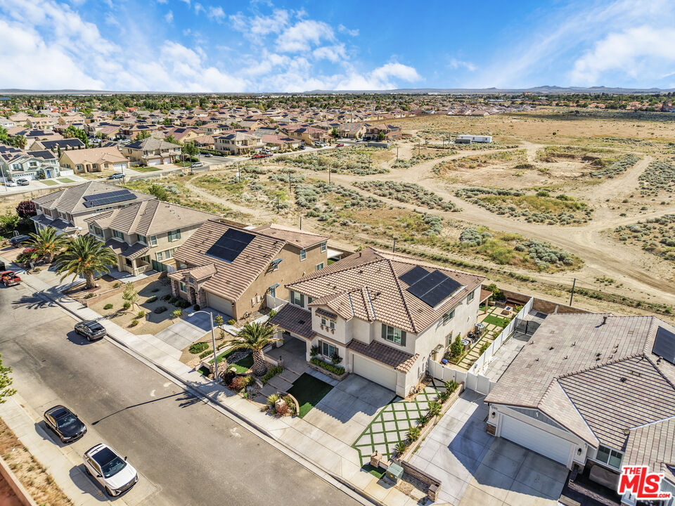 24477 Oneida Street Moreno Valley, CA 92553 - Photo 47 of 51 an aerial view of residential building with outdoor space