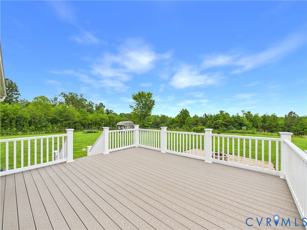 2392 Rehoboth Road Victoria, VA 23974 - Photo 58 of 81 Expansive outdoor deck featuring wood-finish compo