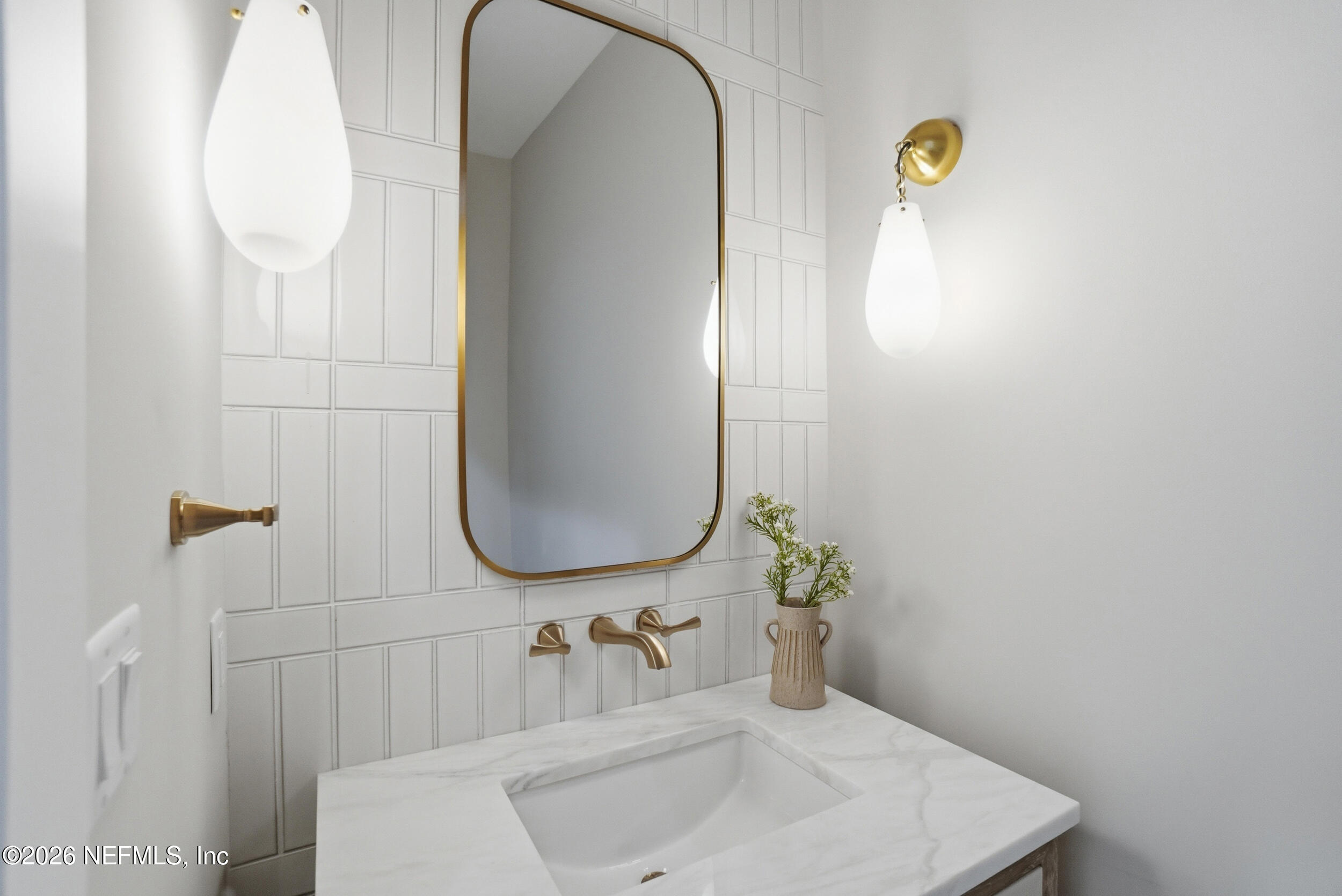 371 9th Street Atlantic Beach, FL 32233 - Photo 37 of 99 powder room