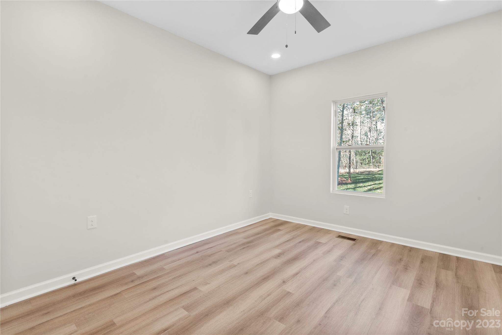 237 Spring Shore Road Statesville, NC 28677 - Photo 19 of 34 Gallery Image 19