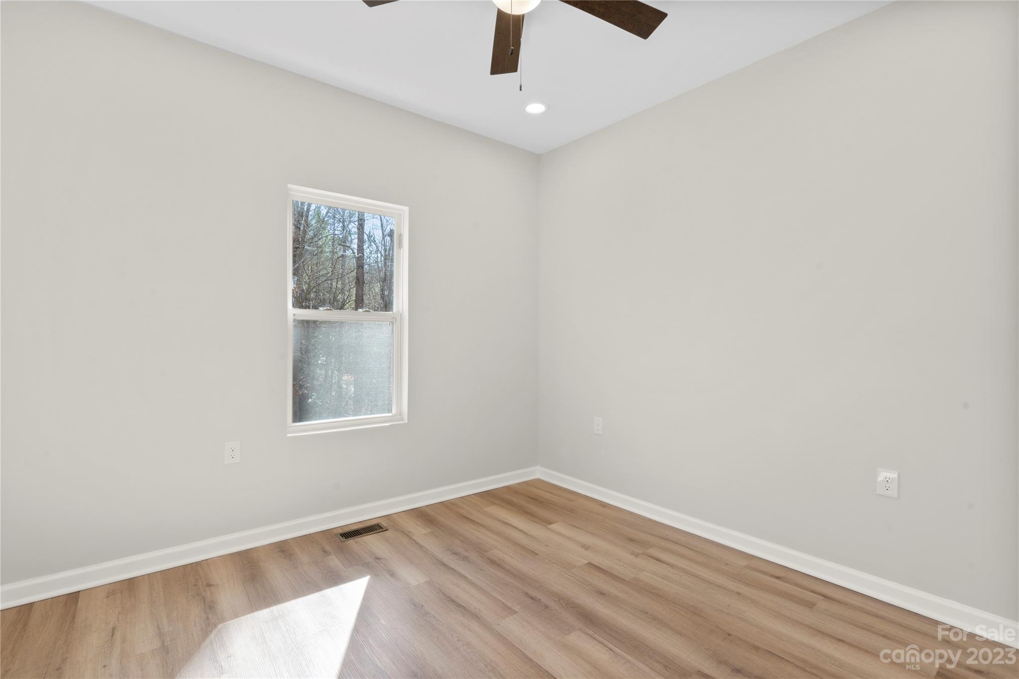 237 Spring Shore Road Statesville, NC 28677 - Photo 25 of 34 Gallery Image 25