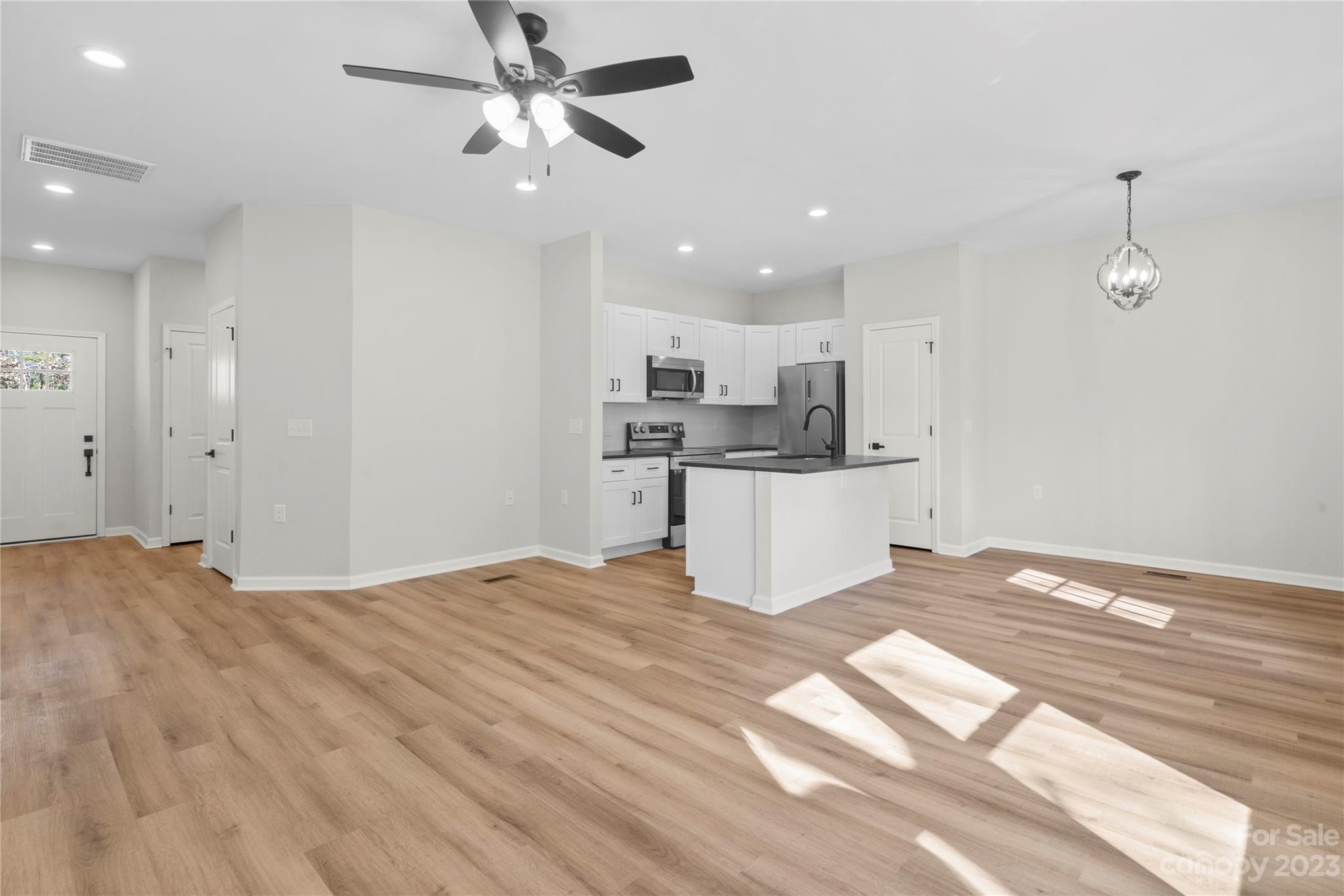 237 Spring Shore Road Statesville, NC 28677 - Photo 9 of 34 Gallery Image 9