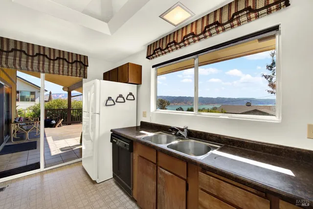 $440,000 | 1090 Blueridge Drive, Napa, CA 94558