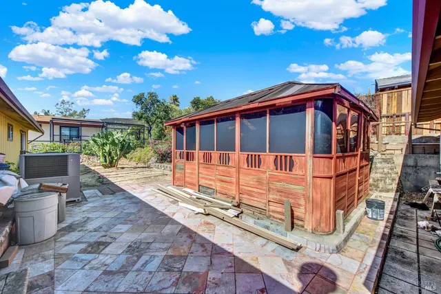 $440,000 | 1090 Blueridge Drive, Napa, CA 94558