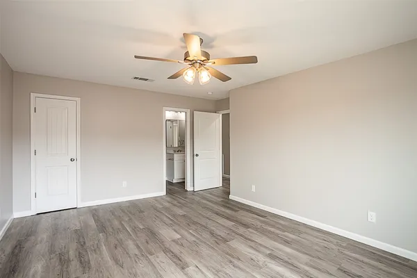 $1,600 | 972 Park Meadow Drive, Beaumont, TX 77706
