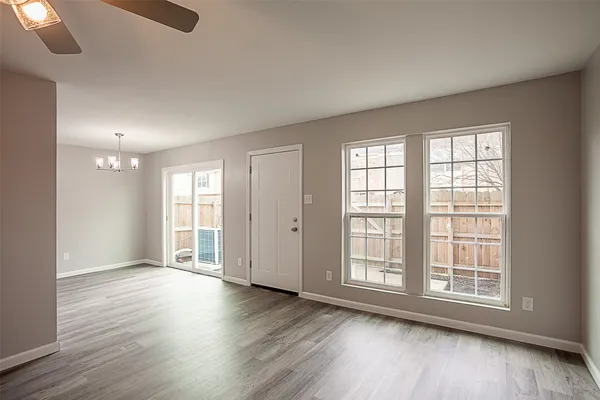 $1,600 | 972 Park Meadow Drive, Beaumont, TX 77706