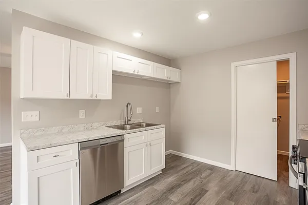 $1,600 | 972 Park Meadow Drive, Beaumont, TX 77706