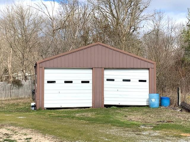 698 Rosin Ridge Road Jamestown, KY 42629 - Photo 5 of 6 4