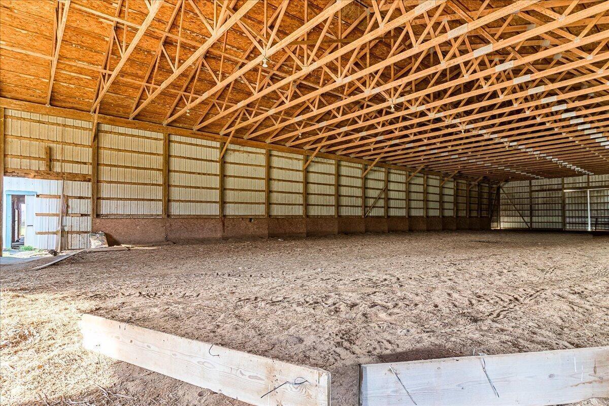 8317 Pontius Road Groveport, OH 43125 - Photo 41 of 41 39-Barn