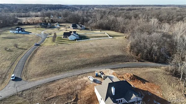 $70,000 | 5 Seabiscuit Drive, Troy, MO 63379