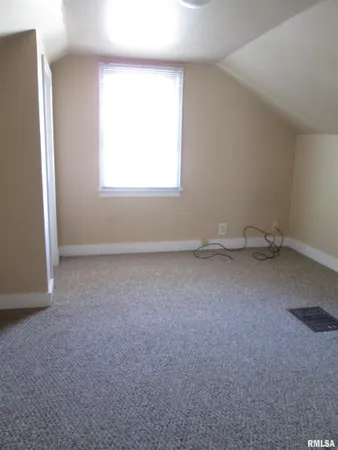 $143,000 | 730 South 19th Street, Quincy, IL 62301