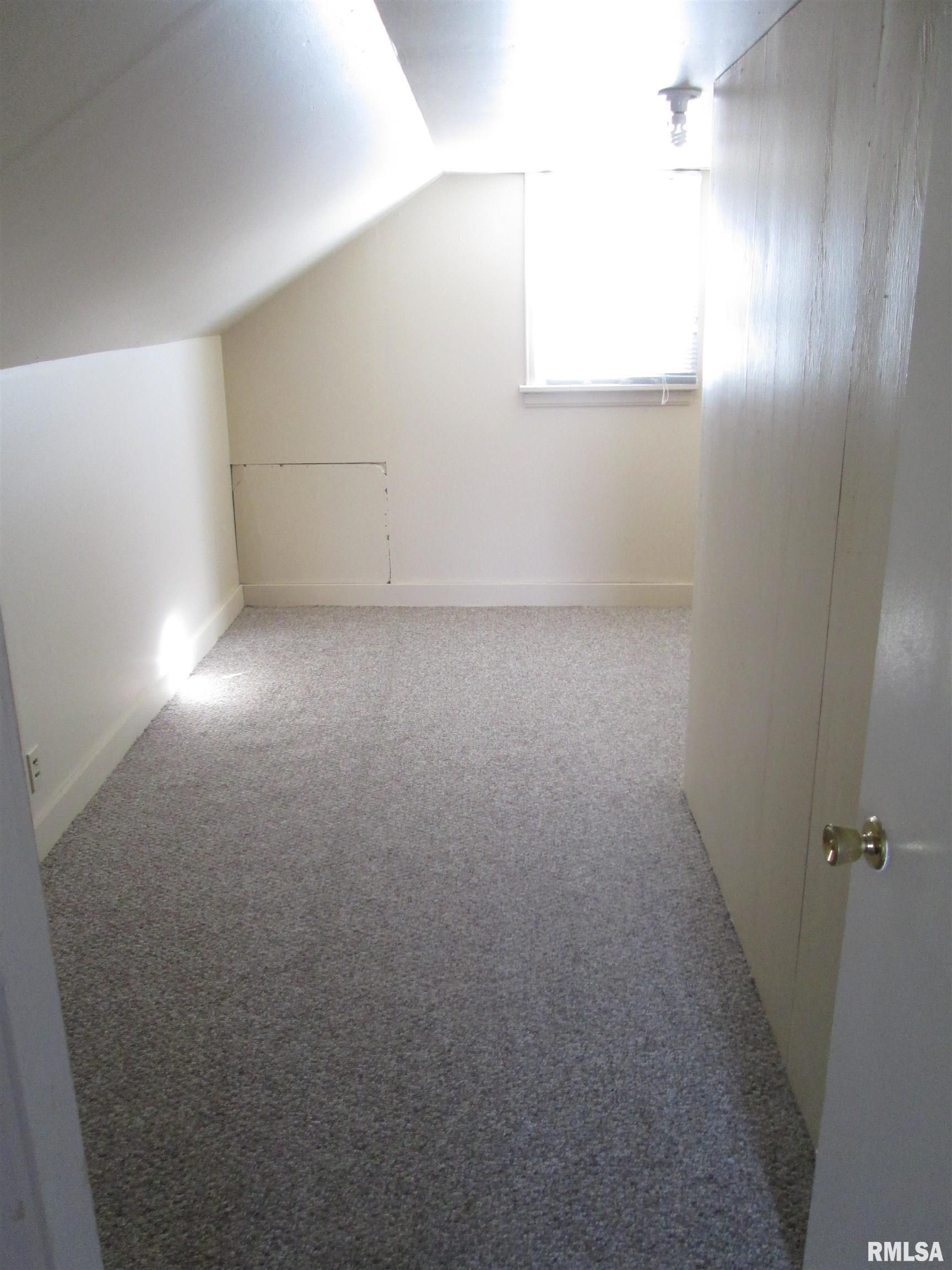 730 South 19th Street Quincy, IL 62301 - Photo 6 of 10