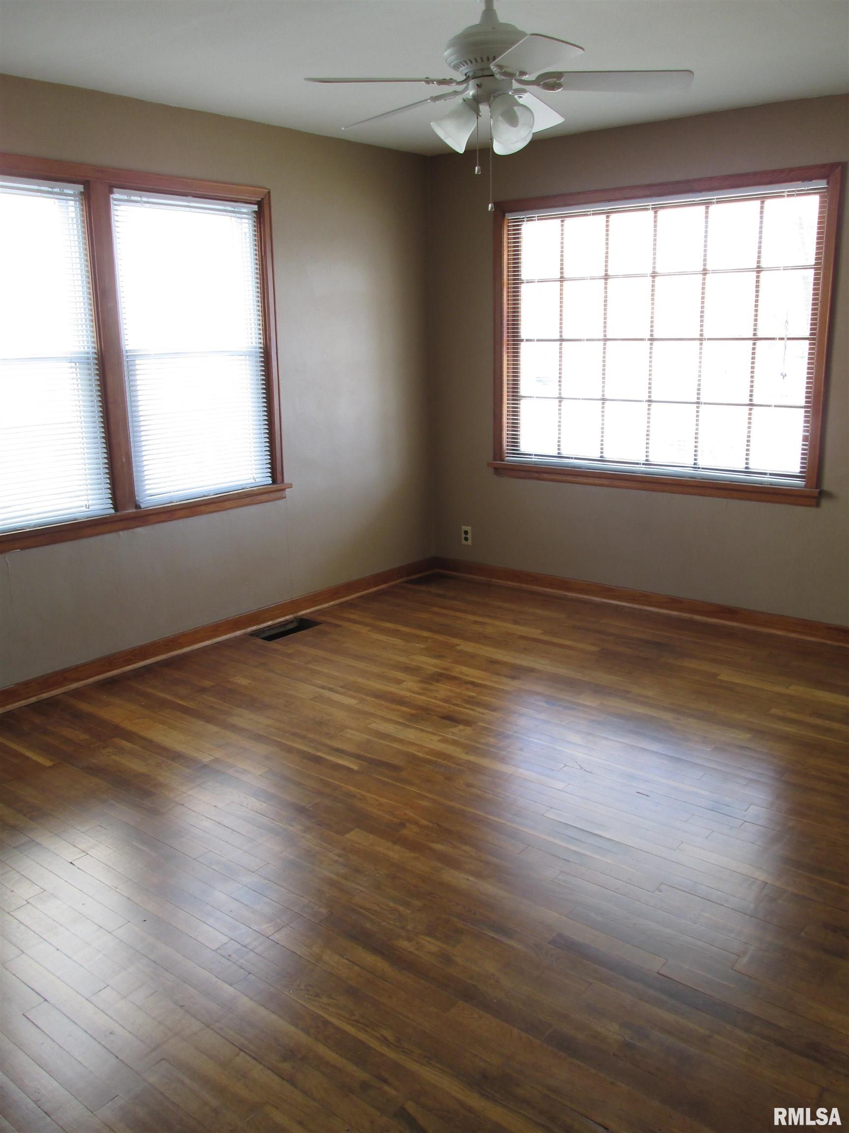 730 South 19th Street Quincy, IL 62301 - Photo 8 of 10