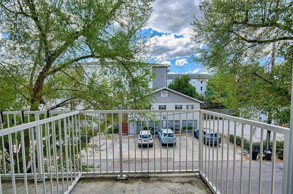 $210,000 | 1500 Northwest 4th Avenue, Unit 202, Gainesville, FL 32603