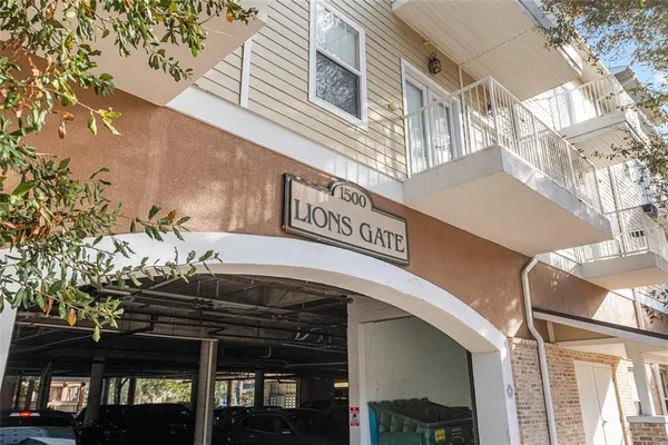 $210,000 | 1500 Northwest 4th Avenue, Unit 202, Gainesville, FL 32603